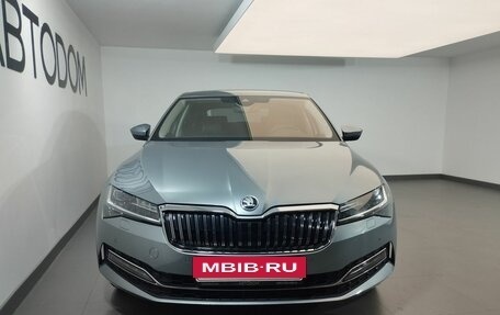 Skoda Superb III рестайлинг, 2019 год, 2 997 000 рублей, 2 фотография