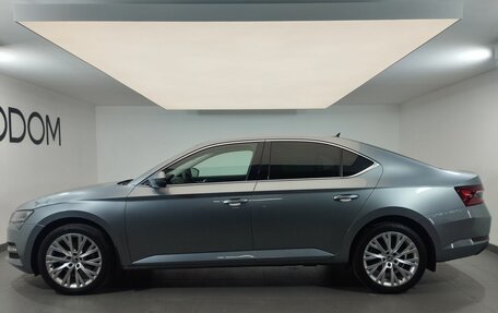 Skoda Superb III рестайлинг, 2019 год, 2 997 000 рублей, 6 фотография