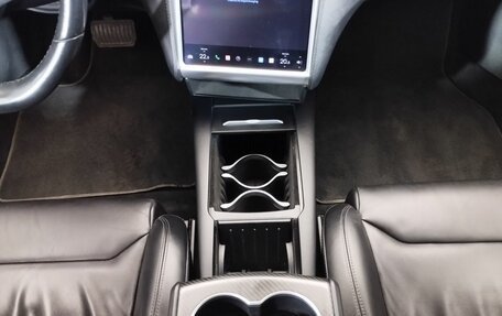 Tesla Model S I, 2017 год, 3 473 700 рублей, 12 фотография