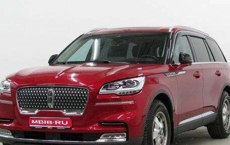 Lincoln Aviator II, 2019 год, 4 185 000 рублей, 1 фотография