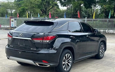 Lexus RX IV рестайлинг, 2020 год, 3 980 000 рублей, 4 фотография