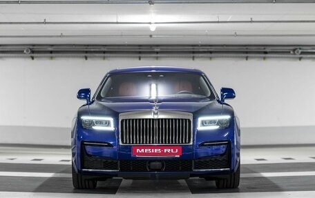 Rolls-Royce Ghost Series II рестайлинг, 2023 год, 45 800 000 рублей, 2 фотография