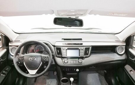 Toyota RAV4, 2014 год, 2 199 000 рублей, 14 фотография