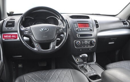 KIA Sorento II рестайлинг, 2013 год, 2 099 000 рублей, 13 фотография