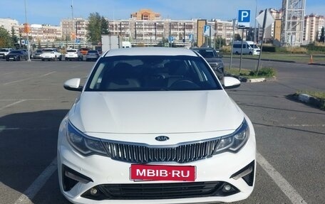 KIA Optima IV, 2019 год, 1 790 000 рублей, 3 фотография