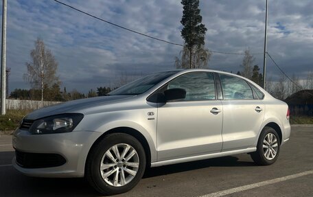 Volkswagen Polo VI (EU Market), 2013 год, 700 000 рублей, 6 фотография