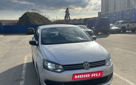 Volkswagen Polo VI (EU Market), 2013 год, 700 000 рублей, 7 фотография