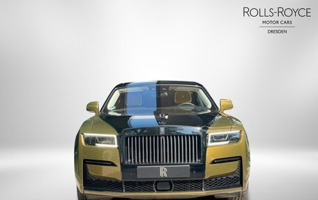 Rolls-Royce Ghost Series II рестайлинг, 2024 год, 64 900 000 рублей, 2 фотография