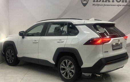 Toyota RAV4, 2024 год, 4 450 000 рублей, 7 фотография