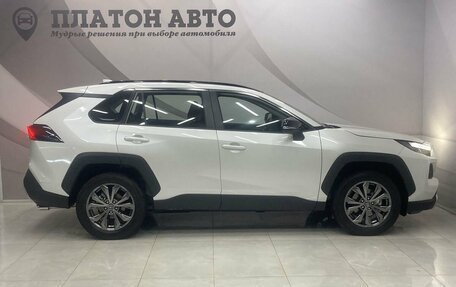 Toyota RAV4, 2024 год, 4 450 000 рублей, 4 фотография