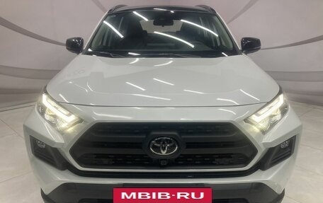 Toyota RAV4, 2024 год, 4 450 000 рублей, 2 фотография