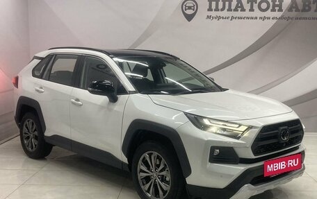 Toyota RAV4, 2024 год, 4 450 000 рублей, 3 фотография