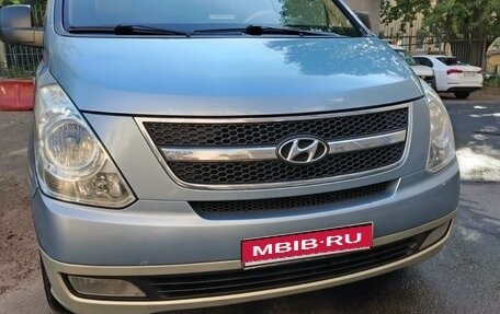 Hyundai H-1 II рестайлинг, 2009 год, 1 600 000 рублей, 1 фотография