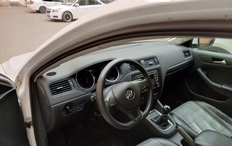 Volkswagen Jetta VI, 2015 год, 1 150 000 рублей, 2 фотография