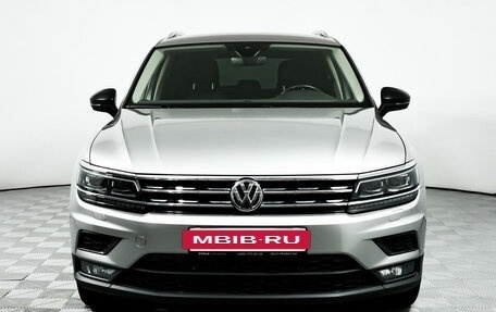 Volkswagen Tiguan II, 2019 год, 2 783 000 рублей, 2 фотография