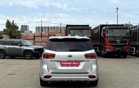 KIA Carnival III, 2018 год, 2 990 000 рублей, 6 фотография