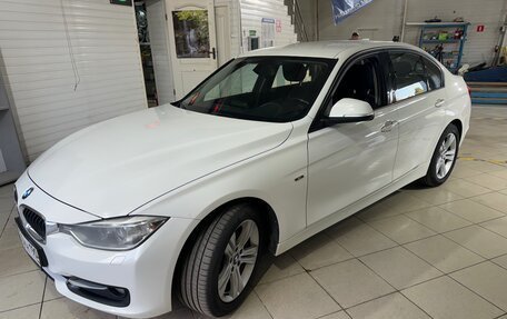 BMW 3 серия, 2012 год, 1 550 000 рублей, 5 фотография