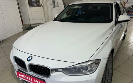 BMW 3 серия, 2012 год, 1 550 000 рублей, 4 фотография