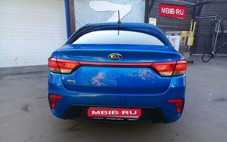 KIA Rio IV, 2018 год, 1 389 000 рублей, 3 фотография