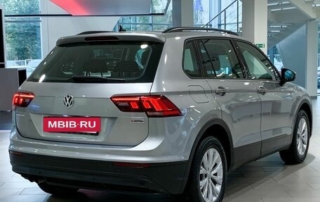 Volkswagen Tiguan II, 2020 год, 2 699 000 рублей, 7 фотография