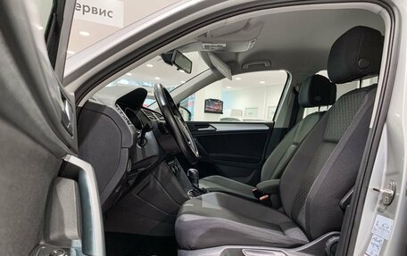 Volkswagen Tiguan II, 2020 год, 2 699 000 рублей, 19 фотография