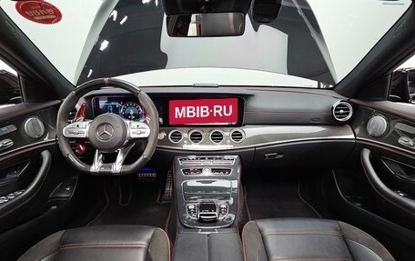 Mercedes-Benz E-Класс AMG, 2021 год, 5 440 000 рублей, 7 фотография