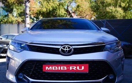 Toyota Camry, 2018 год, 2 400 000 рублей, 9 фотография