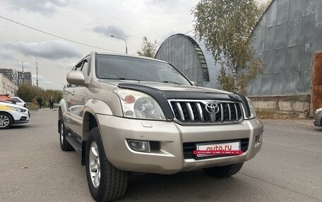 Toyota Land Cruiser Prado 120 рестайлинг, 2005 год, 2 000 000 рублей, 2 фотография