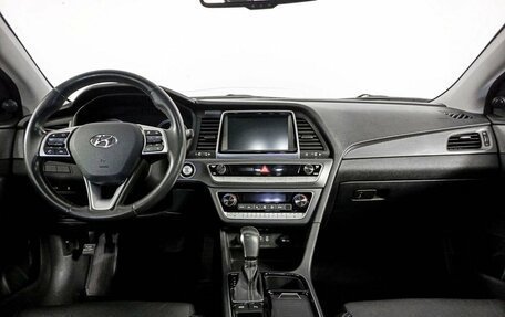 Hyundai Sonata VII, 2019 год, 2 270 000 рублей, 14 фотография