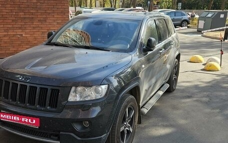 Jeep Grand Cherokee, 2011 год, 1 700 000 рублей, 8 фотография