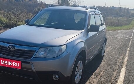 Subaru Forester, 2011 год, 950 000 рублей, 1 фотография