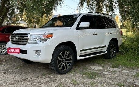 Toyota Land Cruiser 200, 2014 год, 4 950 000 рублей, 4 фотография