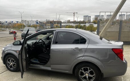 Chevrolet Aveo III, 2012 год, 599 900 рублей, 2 фотография