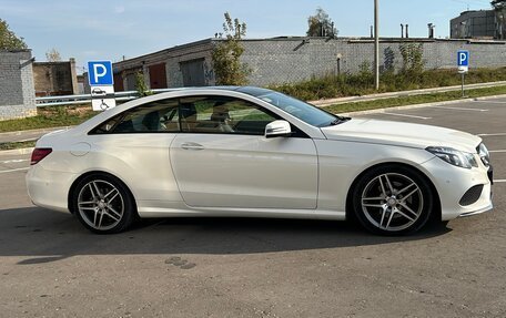 Mercedes-Benz E-Класс, 2014 год, 2 300 000 рублей, 3 фотография