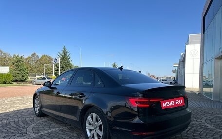 Audi A4, 2017 год, 2 450 000 рублей, 6 фотография