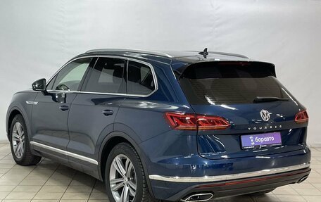 Volkswagen Touareg III, 2018 год, 3 999 000 рублей, 5 фотография