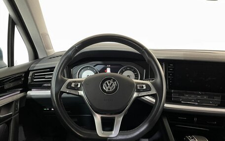 Volkswagen Touareg III, 2018 год, 3 999 000 рублей, 16 фотография