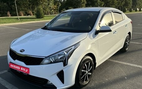 KIA Rio IV, 2021 год, 2 199 000 рублей, 1 фотография