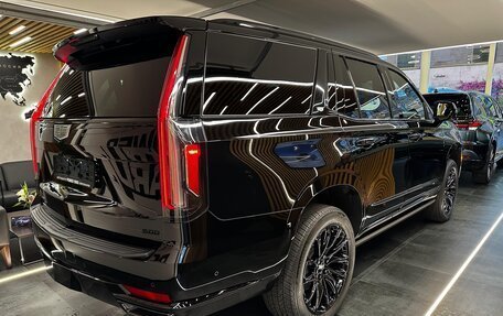 Cadillac Escalade V, 2024 год, 22 990 000 рублей, 7 фотография