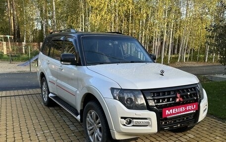 Mitsubishi Pajero IV, 2020 год, 4 300 000 рублей, 3 фотография