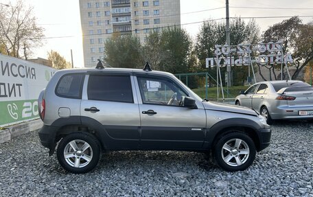 Chevrolet Niva I рестайлинг, 2013 год, 615 000 рублей, 4 фотография