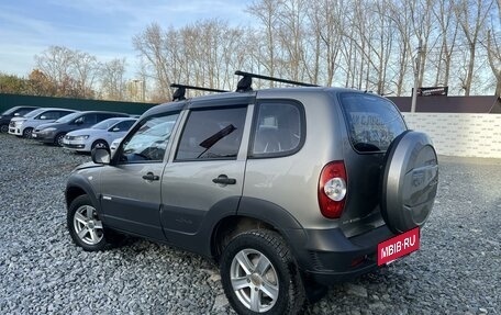 Chevrolet Niva I рестайлинг, 2013 год, 615 000 рублей, 7 фотография