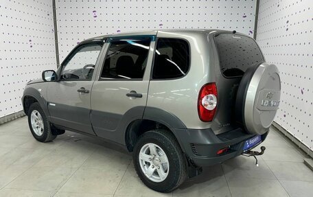 Chevrolet Niva I рестайлинг, 2011 год, 587 500 рублей, 5 фотография