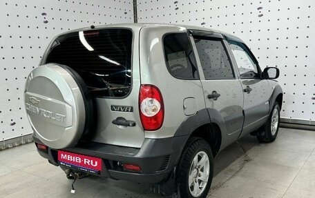 Chevrolet Niva I рестайлинг, 2011 год, 587 500 рублей, 4 фотография