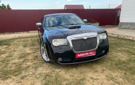 Chrysler 300C II, 2005 год, 1 400 000 рублей, 1 фотография