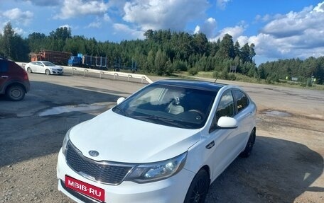 KIA Rio III рестайлинг, 2016 год, 900 000 рублей, 1 фотография