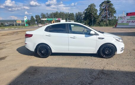 KIA Rio III рестайлинг, 2016 год, 900 000 рублей, 4 фотография