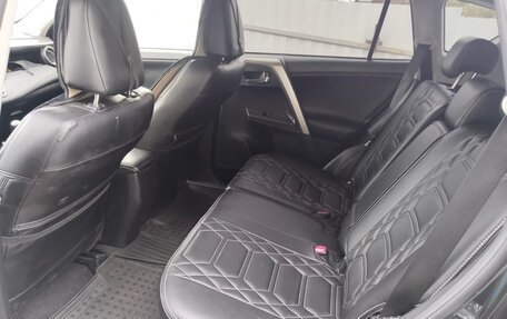 Toyota RAV4, 2015 год, 2 350 000 рублей, 5 фотография