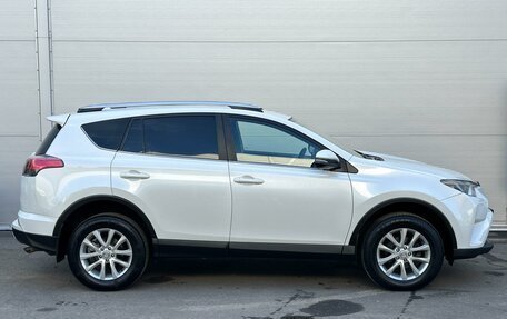 Toyota RAV4, 2017 год, 2 630 000 рублей, 5 фотография