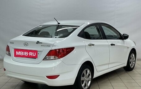 Hyundai Solaris II рестайлинг, 2012 год, 860 000 рублей, 4 фотография